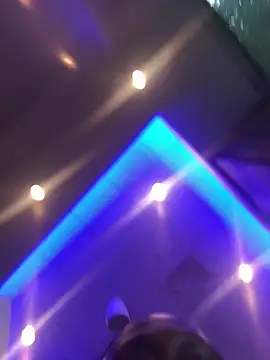 MadameMuse online show from April 21, 2026, 8:23 pm