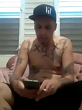 Snapshot of feoGG197 chatting on November 10, 2025, 12:26 pm feoGG197 online show from November 10, 2025, 12:26 pm