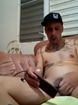 Snapshot of feoGG197 chatting on November 26, 2025, 12:55 am feoGG197 online show from November 26, 2025, 12:55 am