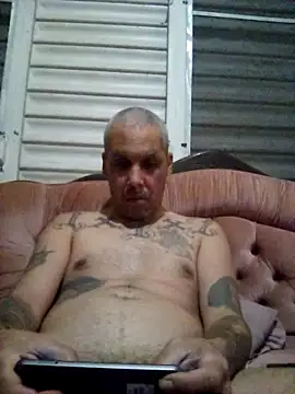 Snapshot of feoGG197 chatting on December 1, 2025, 8:52 am feoGG197 online show from December 1, 2025, 8:52 am