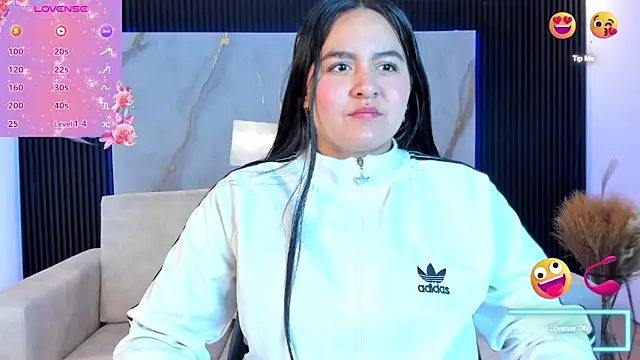 Ava-miller online show from November 11, 2025, 11:32 am