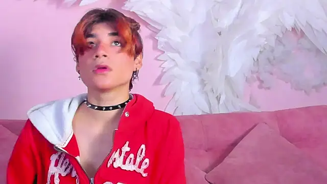 Leo Glow online show from January 14, 2026, 1:28 pm