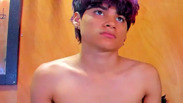 Leo Glow online show from February 11, 2026, 1:05 pm