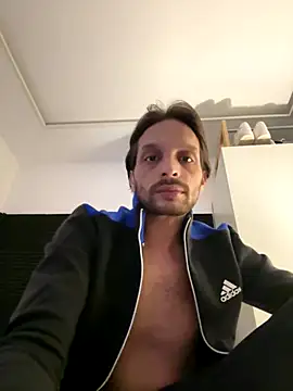 Snapshot of Zaskeee chatting on November 29, 2025, 5:10 am Zaskeee online show from November 29, 2025, 5:10 am