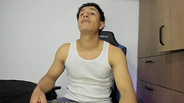 dorman boy online show from December 4, 2025, 1:48 am