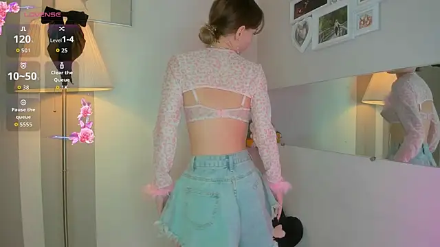 DianaBBurn online show from November 28, 2025, 6:38 am