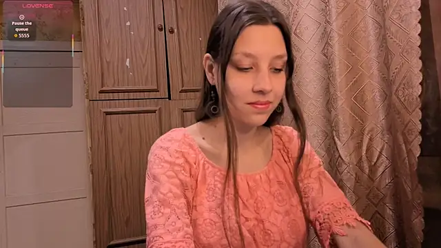 LahomaSassano online show from November 16, 2025, 11:43 pm