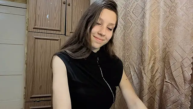 LahomaSassano online show from November 17, 2025, 11:10 pm