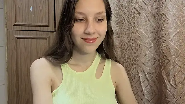 LahomaSassano online show from November 19, 2025, 11:05 pm