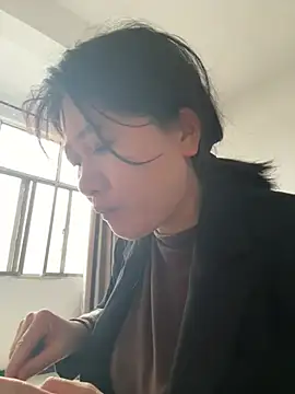 daaqnn online show from April 21, 2026, 12:01 am