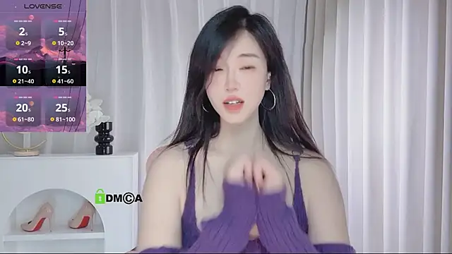 Snapshot of YunShan-33 chatting on July 16, 2026, 4:29 am YunShan-33 online show from July 16, 2026, 4:29 am