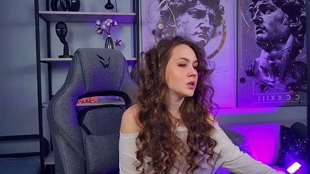 ElinVale online show from March 25, 2026, 9:48 am