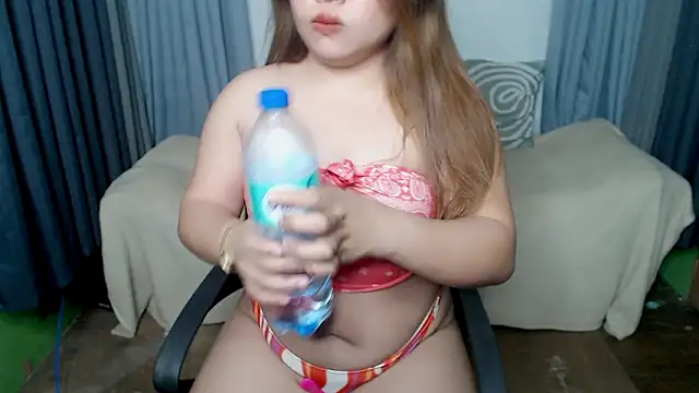 Snapshot of AnaCarmellaXxx chatting on March 6, 2026, 12:12 pm AnaCarmellaXxx online show from March 6, 2026, 12:12 pm