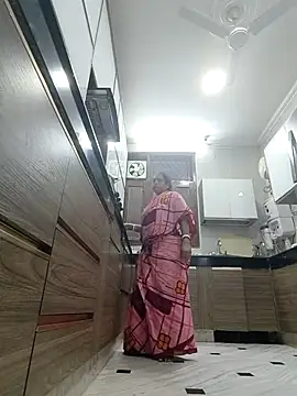 Hot-Sana2 online show from April 16, 2026, 1:23 pm