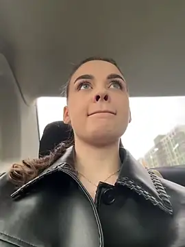 KristiRich online show from April 23, 2026, 1:46 pm