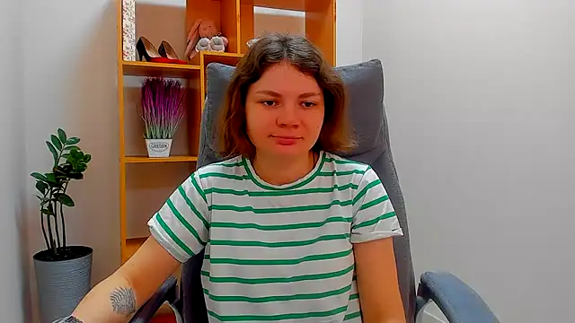 Stella-Maers online show from April 13, 2026, 7:14 am