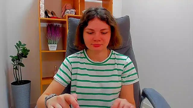 Stella-Maers online show from April 14, 2026, 7:14 am