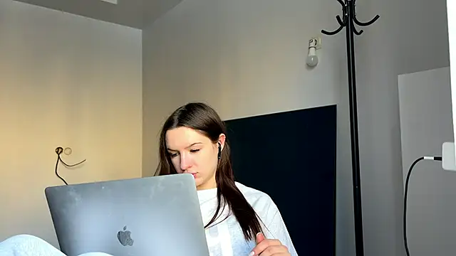 Snapshot of TeofilqKoral chatting on November 19, 2025, 4:56 am TeofilqKoral online show from November 19, 2025, 4:56 am