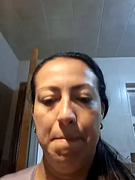 Lauryn Jones online show from June 2, 2026, 5:48 pm