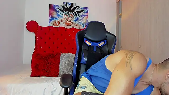 axelwinters   online show from November 11, 2025, 8:20 pm