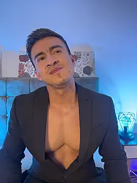 Chris Clarck online show from February 3, 2026, 12:10 pm