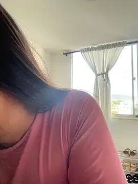 Brunettecollins05 online show from March 14, 2026, 10:04 pm