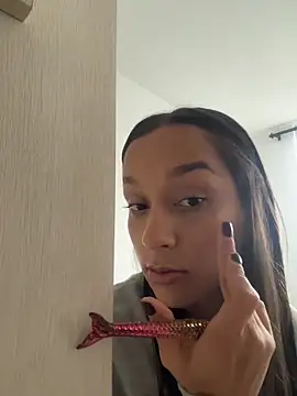 Brunettecollins05 online show from March 24, 2026, 7:08 pm