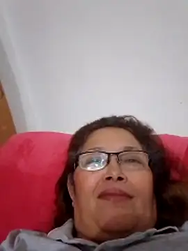 Snapshot of Cessi50 chatting on May 3, 2026, 11:55 pm Cessi50 online show from May 3, 2026, 11:55 pm