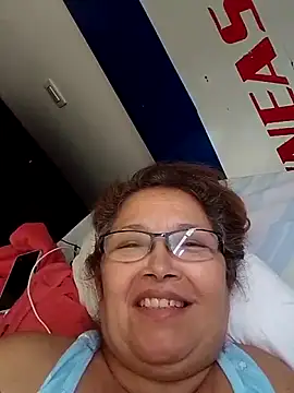 Snapshot of Cessi50 chatting on May 21, 2026, 12:34 pm Cessi50 online show from May 21, 2026, 12:34 pm