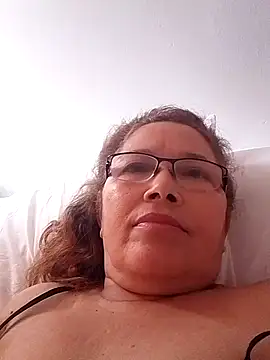 Snapshot of Cessi50 chatting on July 19, 2026, 2:54 pm Cessi50 online show from July 19, 2026, 2:54 pm
