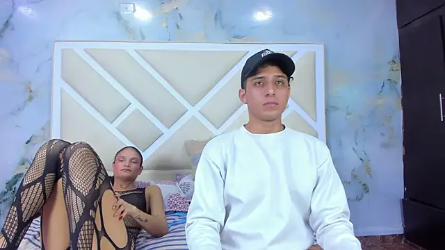 Dual-Desire online show from November 6, 2025, 6:14 am