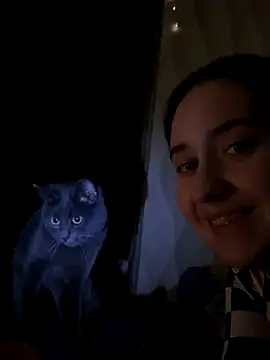 ShadowEve online show from November 26, 2025, 2:40 pm