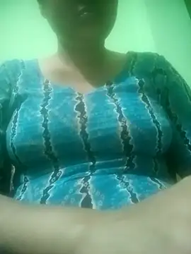 Tina 250 online show from April 18, 2026, 3:49 pm