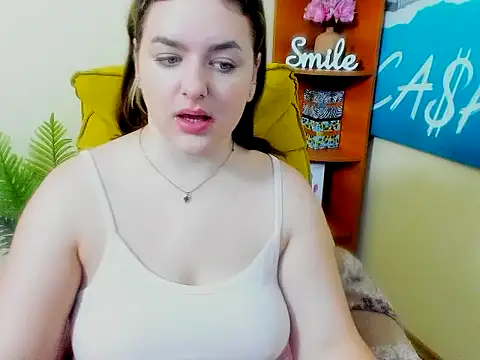 Lina-Elliot online show from December 4, 2025, 7:39 am