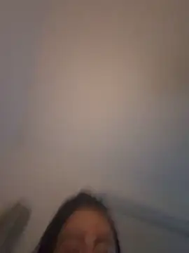 Snapshot of Bethrae25 chatting on May 22, 2026, 10:37 pm Bethrae25 online show from May 22, 2026, 10:37 pm
