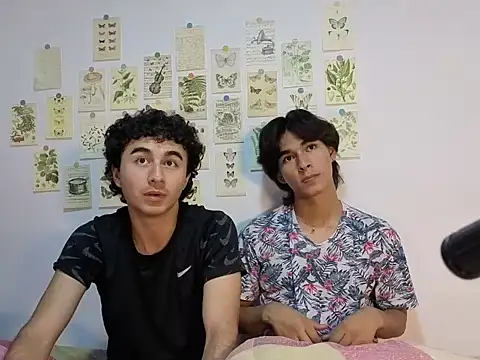 Raven Eclipse online show from April 14, 2026, 12:16 am