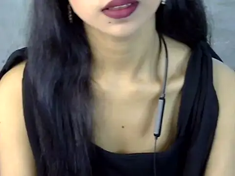 Snapshot of Meghla_nodi chatting on November 18, 2025, 11:03 am Meghla nodi online show from November 18, 2025, 11:03 am