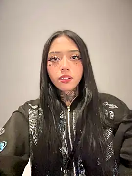 JIORYOvO online show from November 12, 2025, 1:39 am