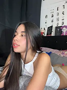 Snapshot of Milleradhara24 chatting on July 26, 2026, 4:20 am Milleradhara24 online show from July 26, 2026, 4:20 am