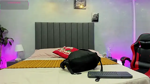 kendra london online show from January 9, 2026, 11:13 am