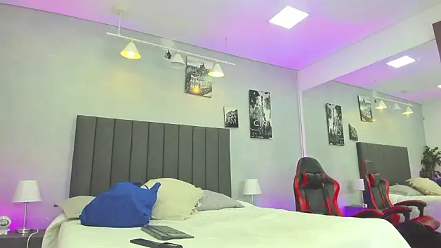 kendra london online show from March 14, 2026, 11:26 am