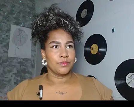 Ambar foxy online show from November 15, 2025, 8:05 pm