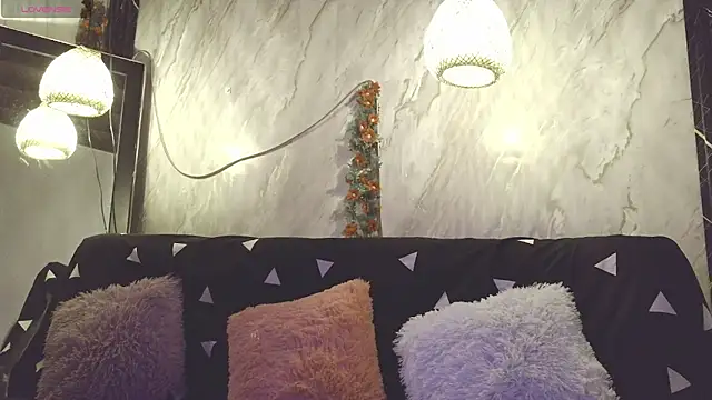 kima hot20 online show from November 25, 2025, 1:05 am