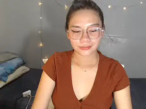 hotsexyreb online show from December 20, 2025, 2:07 am