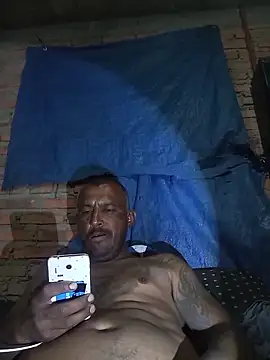 Snapshot of negrocomomisuerte chatting on April 5, 2026, 10:56 am negrocomomisuerte online show from April 5, 2026, 10:56 am