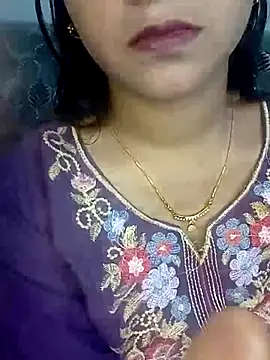 Neha533 online show from April 20, 2026, 6:20 pm