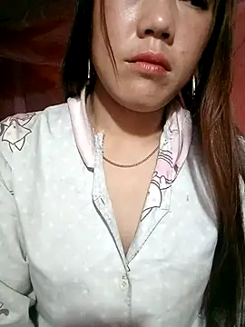 Sara pusyy online show from April 7, 2026, 8:42 pm