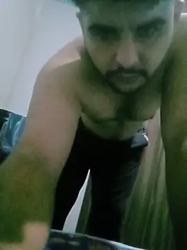 Snapshot of Yerackhip chatting on June 9, 2026, 4:13 am Yerackhip online show from June 9, 2026, 4:13 am