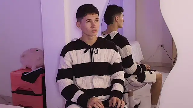 Eiden Blake online show from November 29, 2025, 11:30 pm