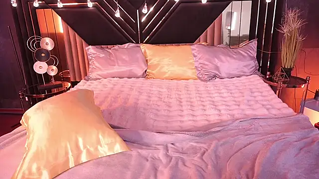 Snapshot of ZafiraMoonn chatting on December 23, 2025, 7:17 am ZafiraMoonn online show from December 23, 2025, 7:17 am